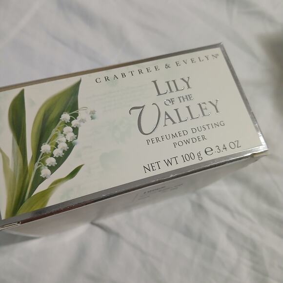 NIB Crabtree & Evelyn Lily of the Valley Perfumed Dusting Powder 3.4oz USA MADE - Picture 9 of 9